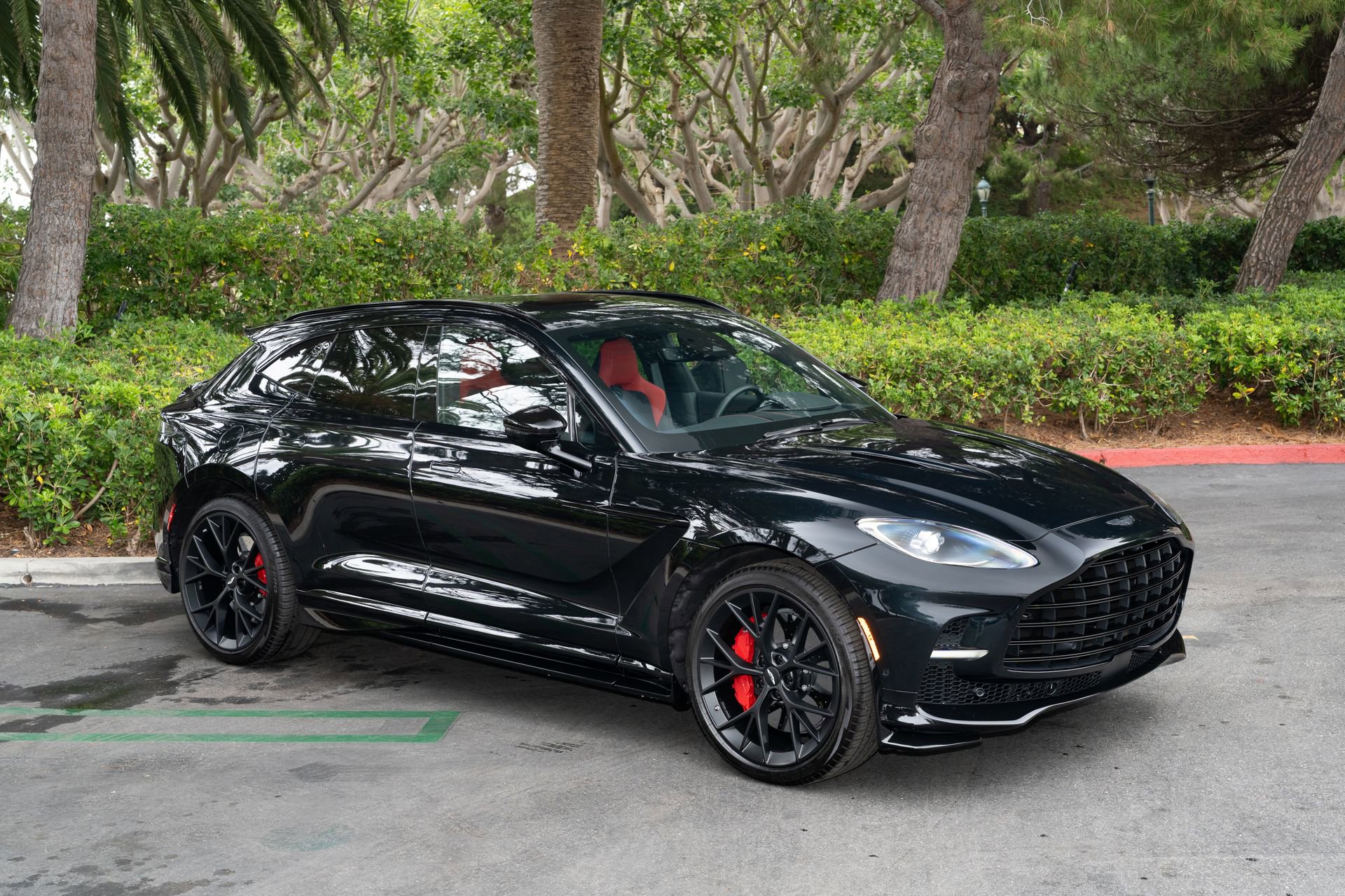 Used 2025 Aston Martin DBX 707