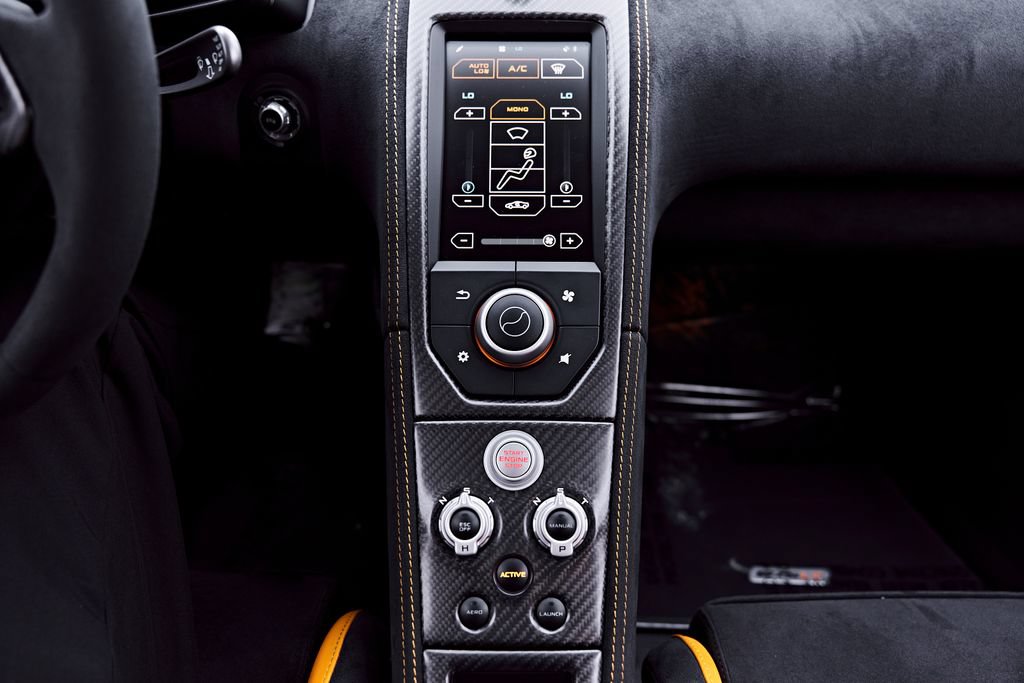 Used 2016 McLaren 675LT Coupe photo 91