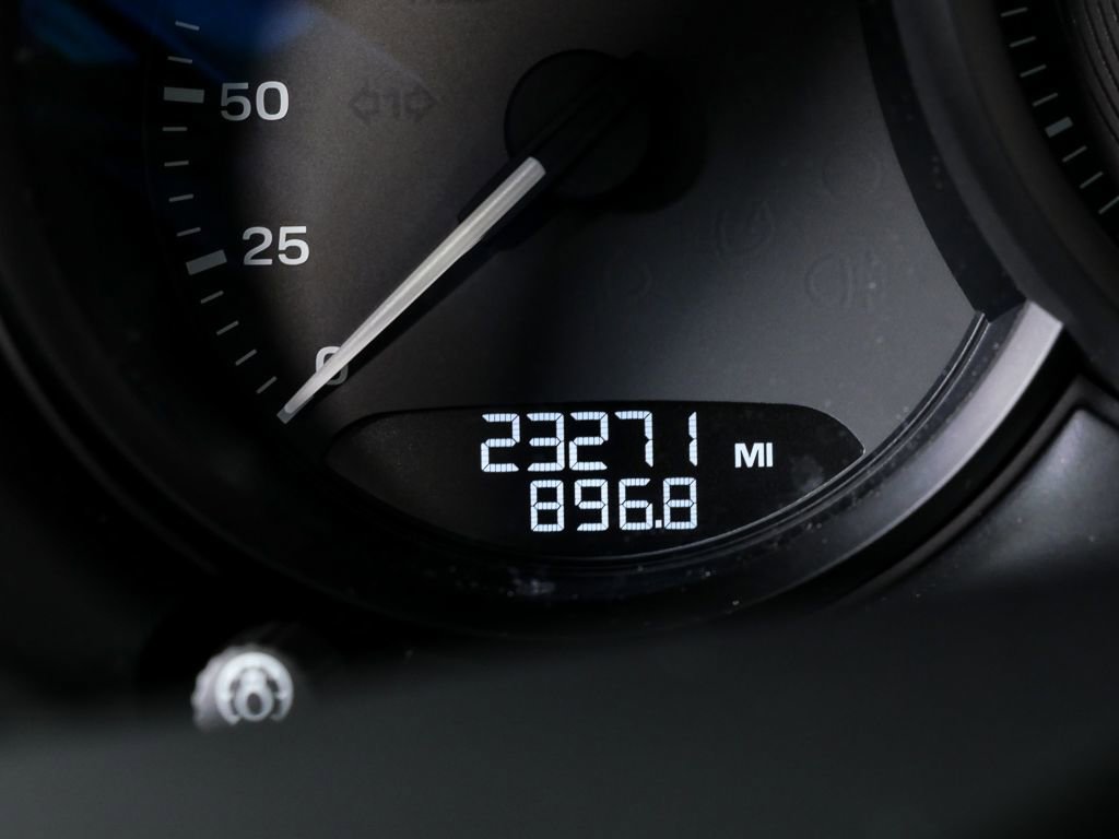 2023 Porsche Macan Turbo