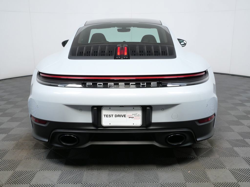 2025 Porsche 911 Carrera S