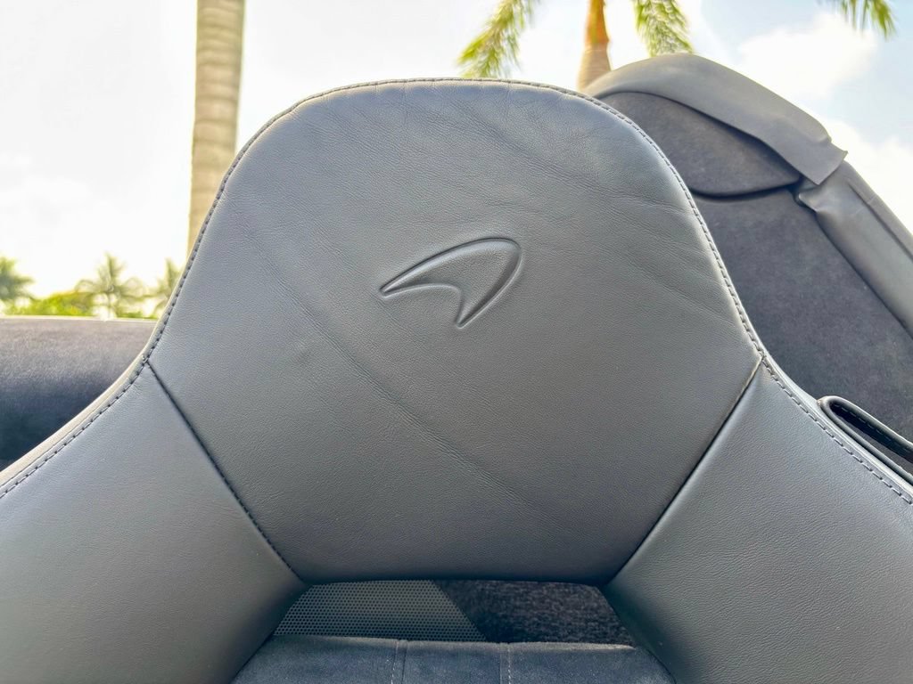 Used 2020 McLaren 600LT Spider photo 28