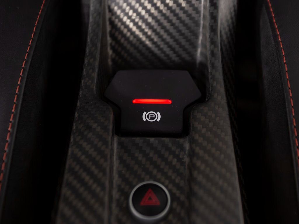 Used 2014 McLaren P1 photo 25