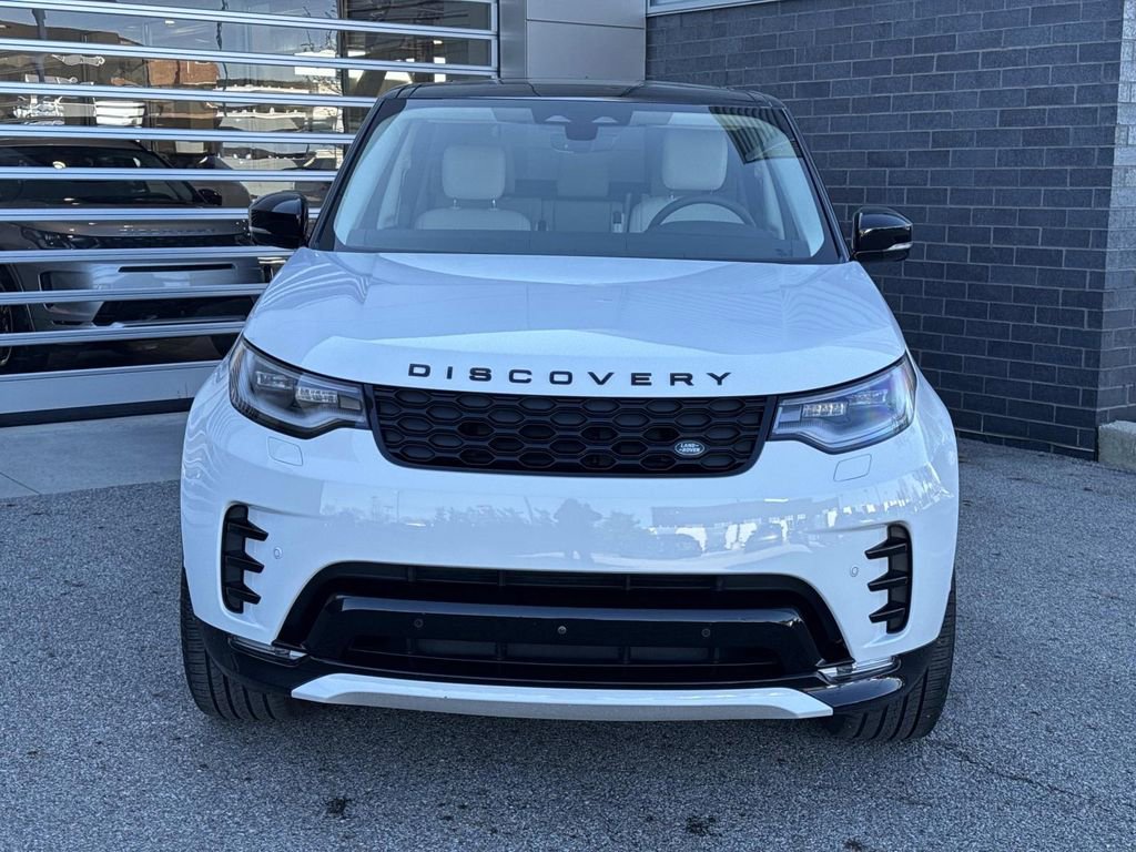 2025 Land Rover Discovery Dynamic SE