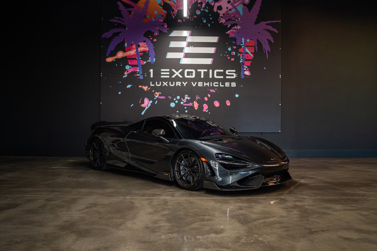 Used 2021 McLaren 765LT photo 6