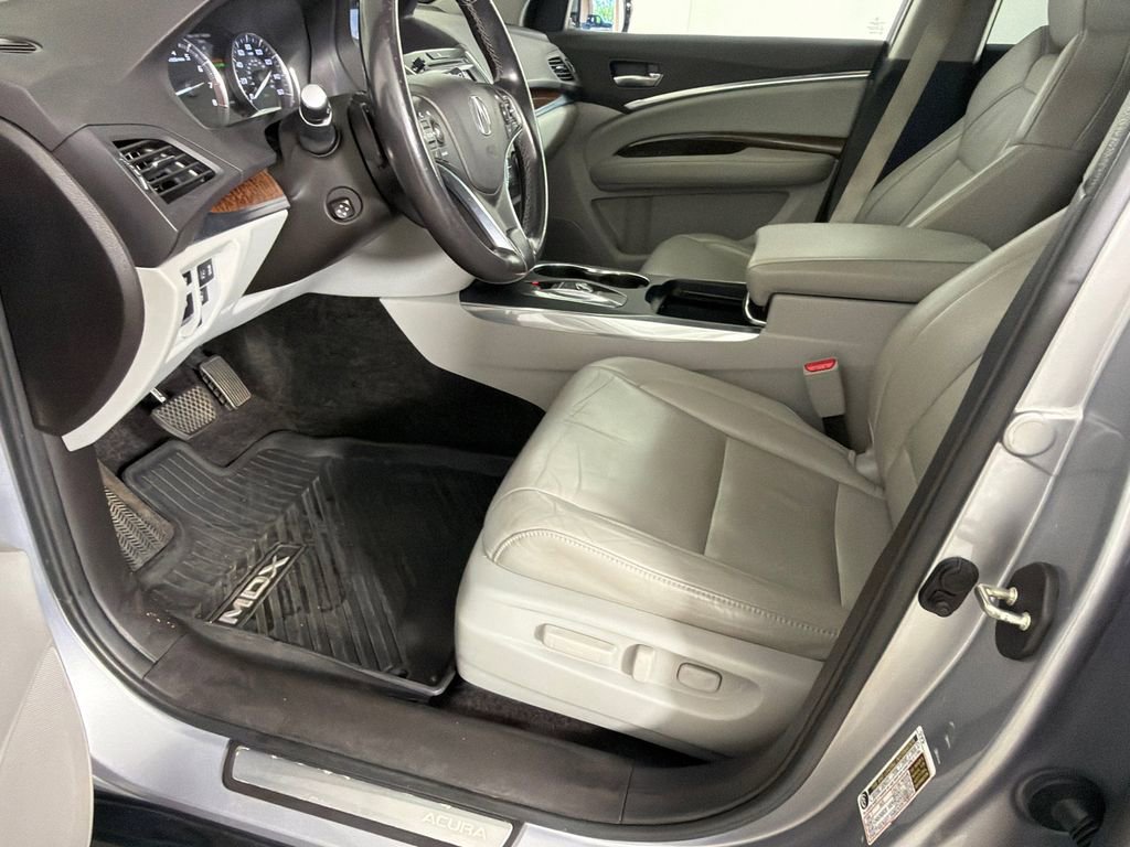 2017 Acura MDX SH-AWD w/ Technology Package