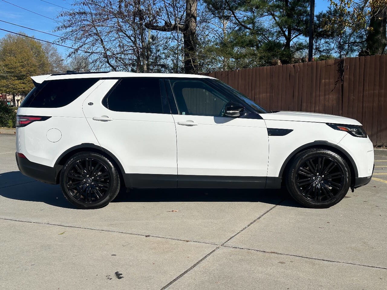 2017 Land Rover Discovery HSE Luxury