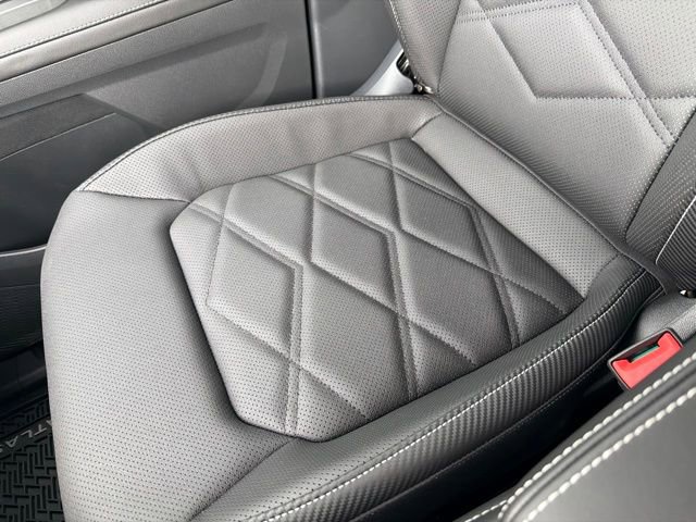 2026 Volkswagen Atlas Cross Sport SE