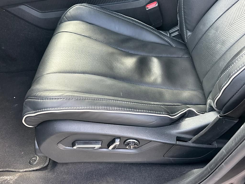 2023 Acura MDX SH-AWD w/ Advance Package