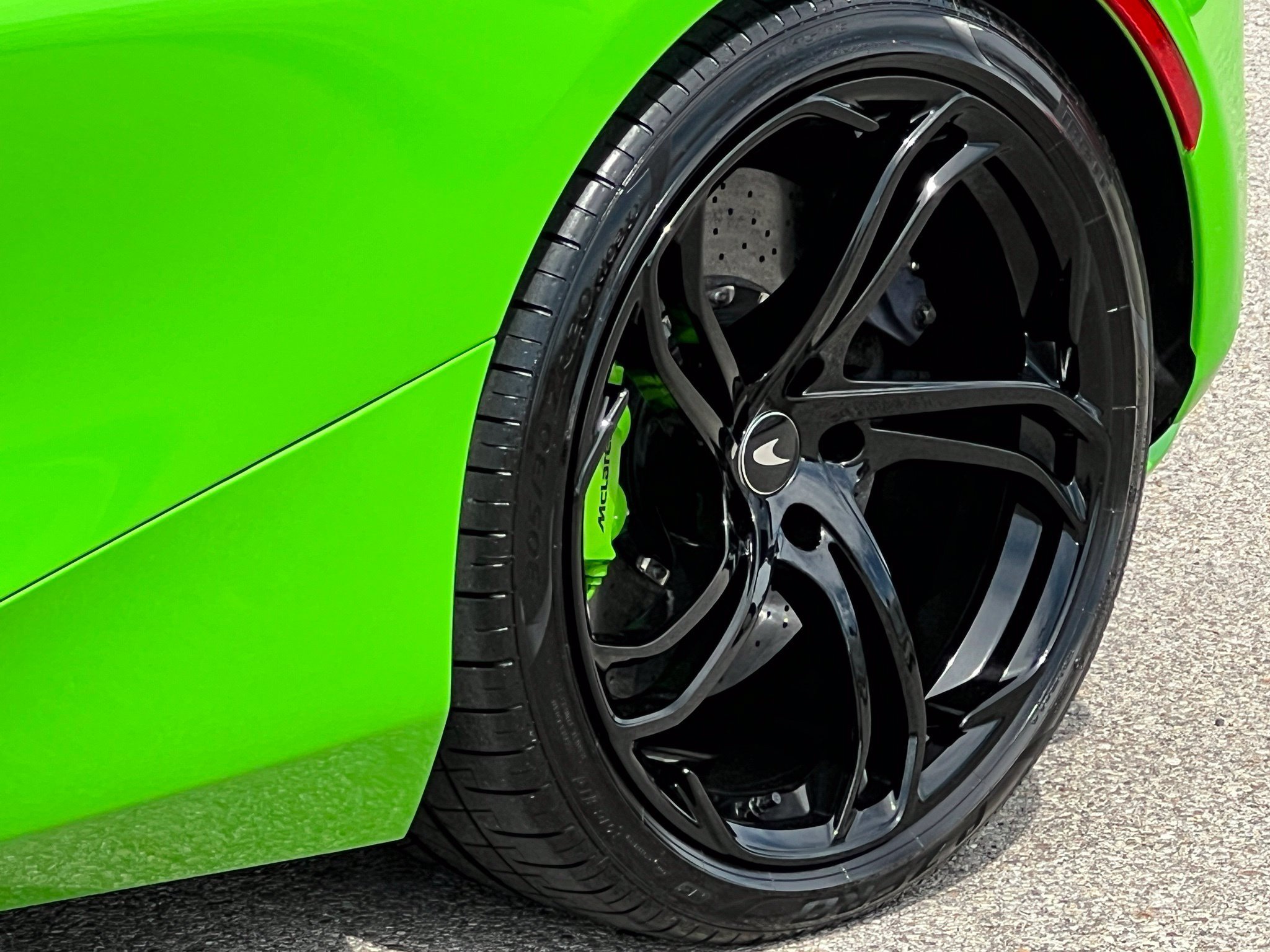 Used 2024 McLaren 750S photo 20