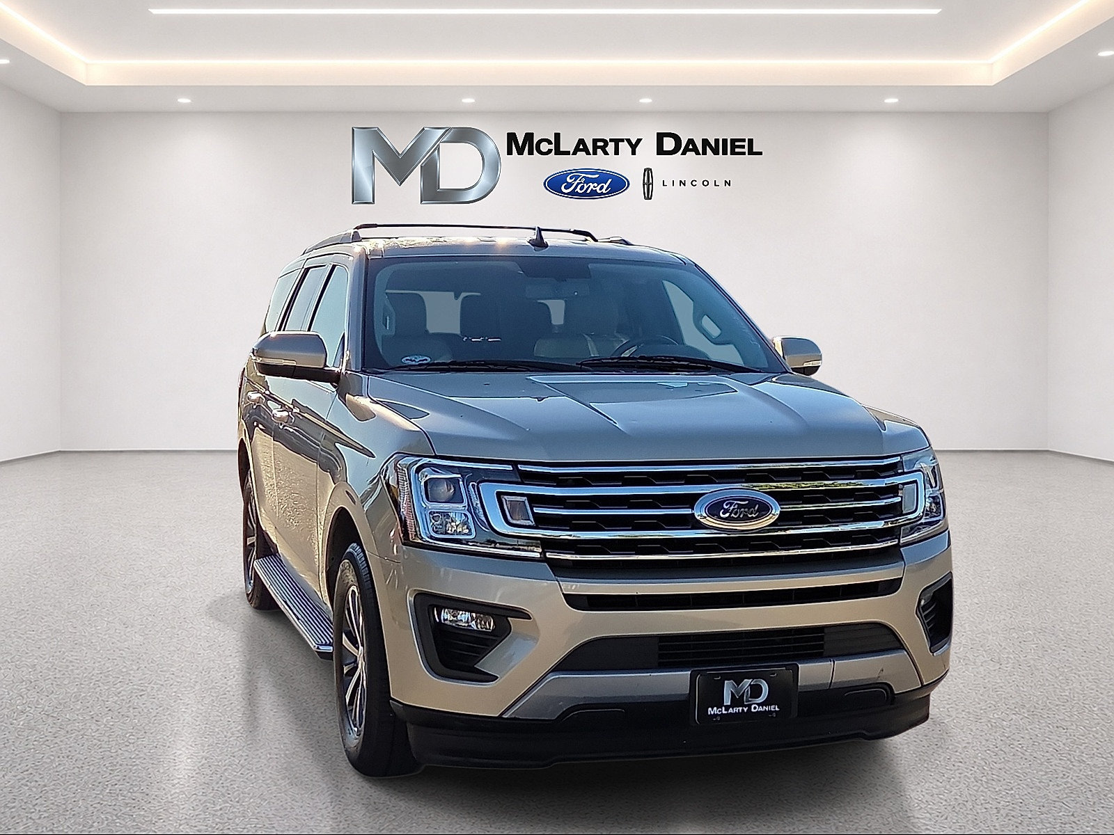 Used 2018 Ford Expedition XLT w/ Equipment Group 202A
