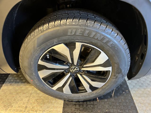 2024 Volkswagen Atlas SE