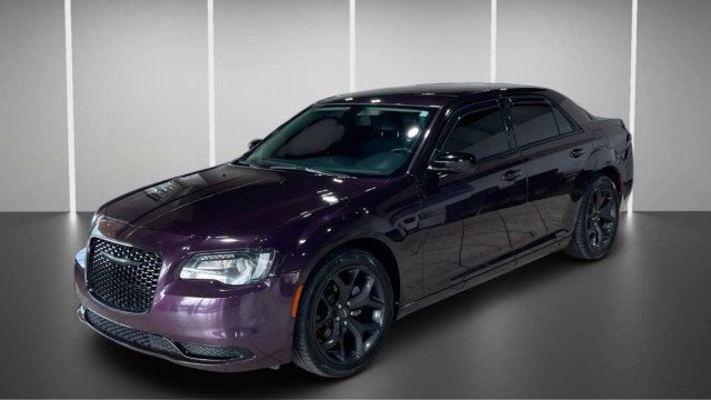 2021 Chrysler 300 Touring