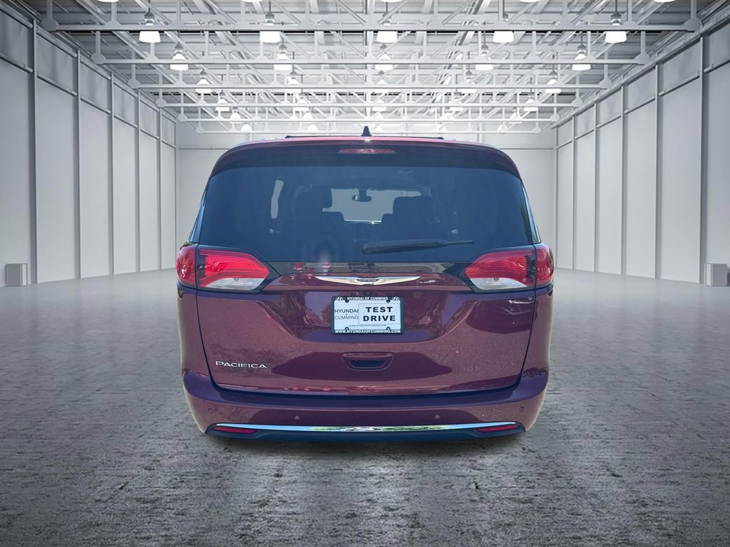 2019 Chrysler Pacifica Touring-L