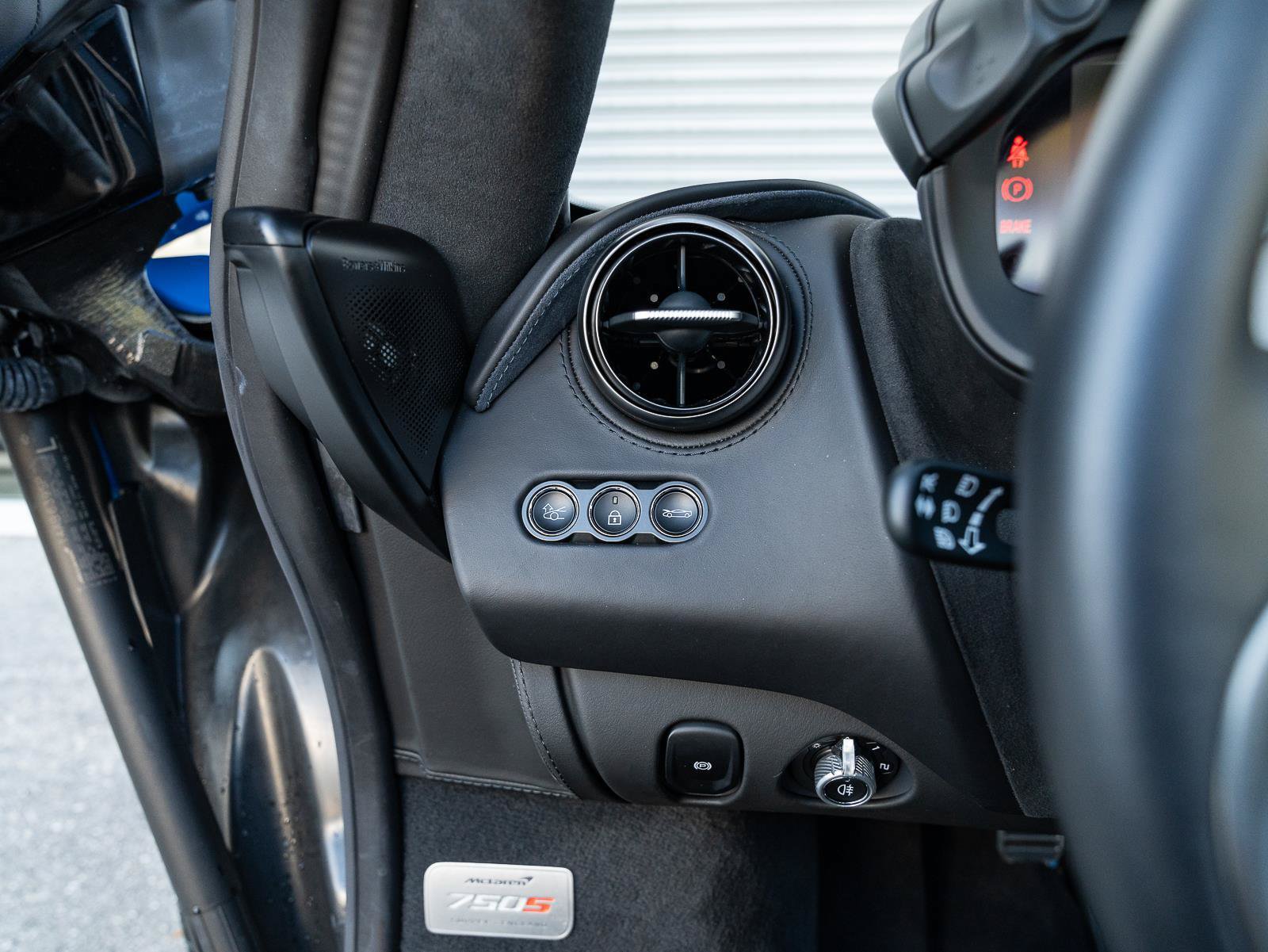 Used 2024 McLaren 750S Spider photo 40