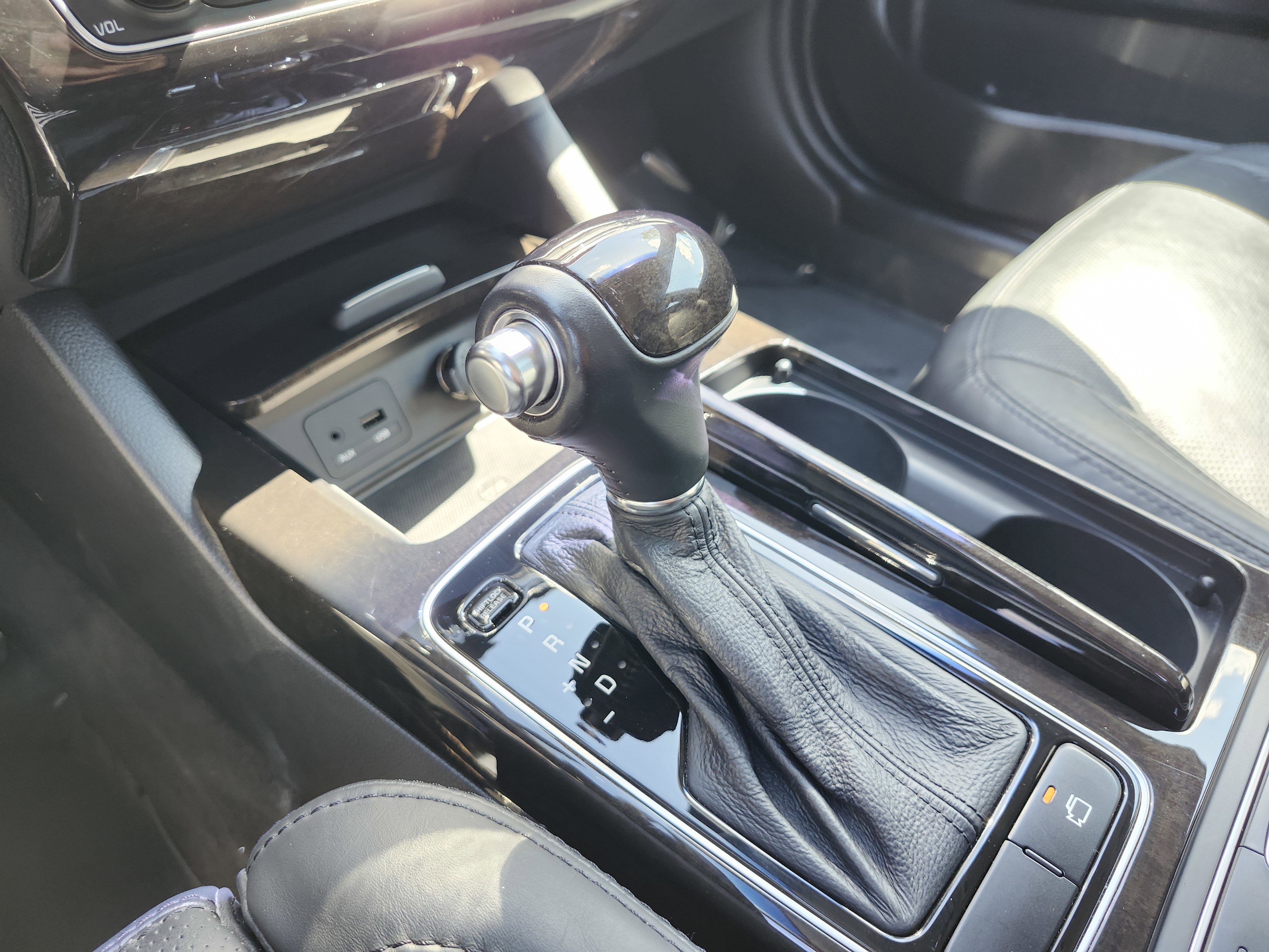 2015 Kia Cadenza Limited