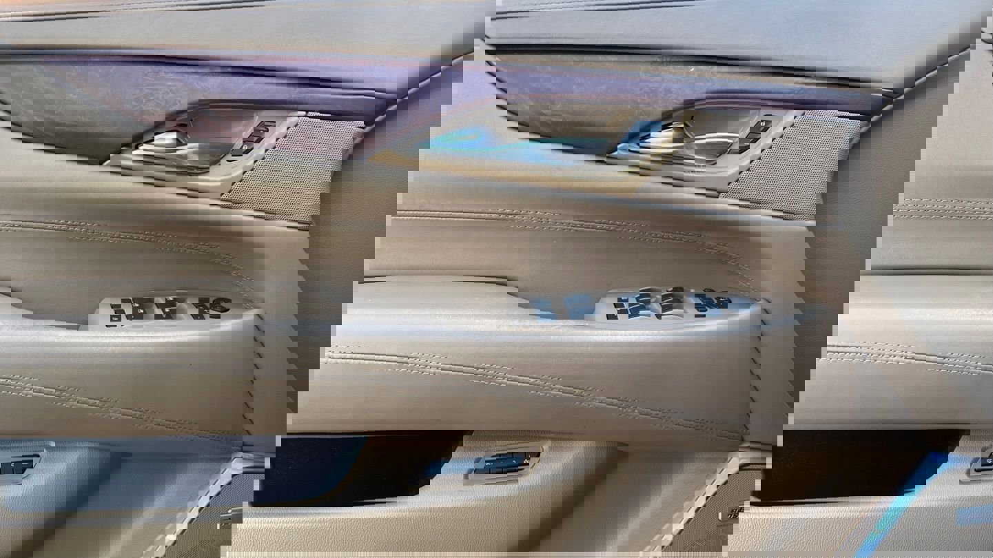 2017 Cadillac Escalade Platinum