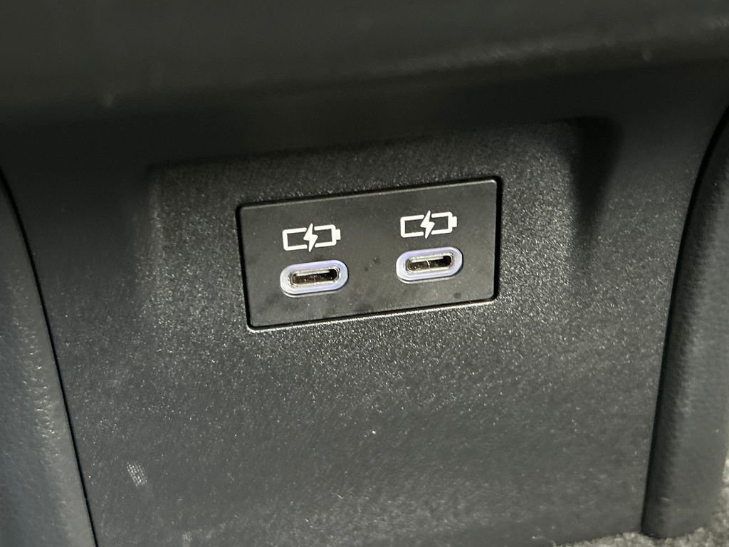 2025 Toyota Prius XLE