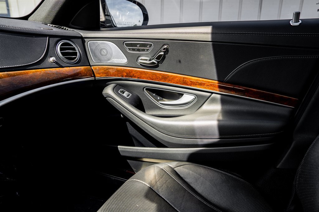2015 Mercedes-Benz S 550 4MATIC Sedan