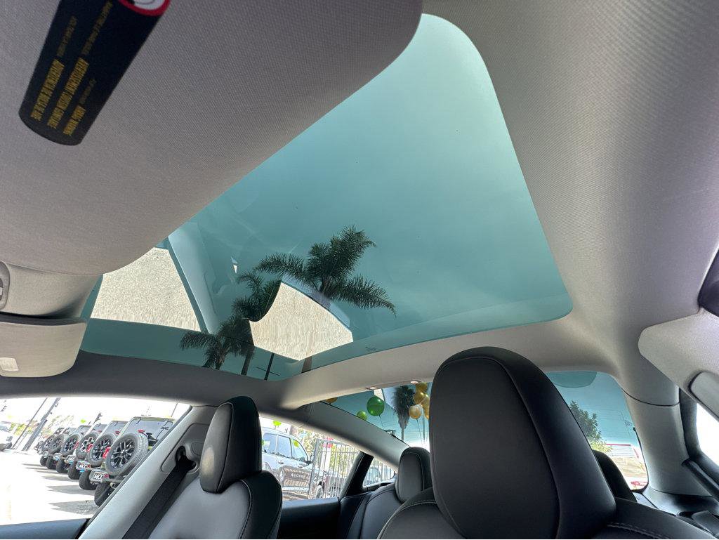 2023 Tesla Model 3 Performance