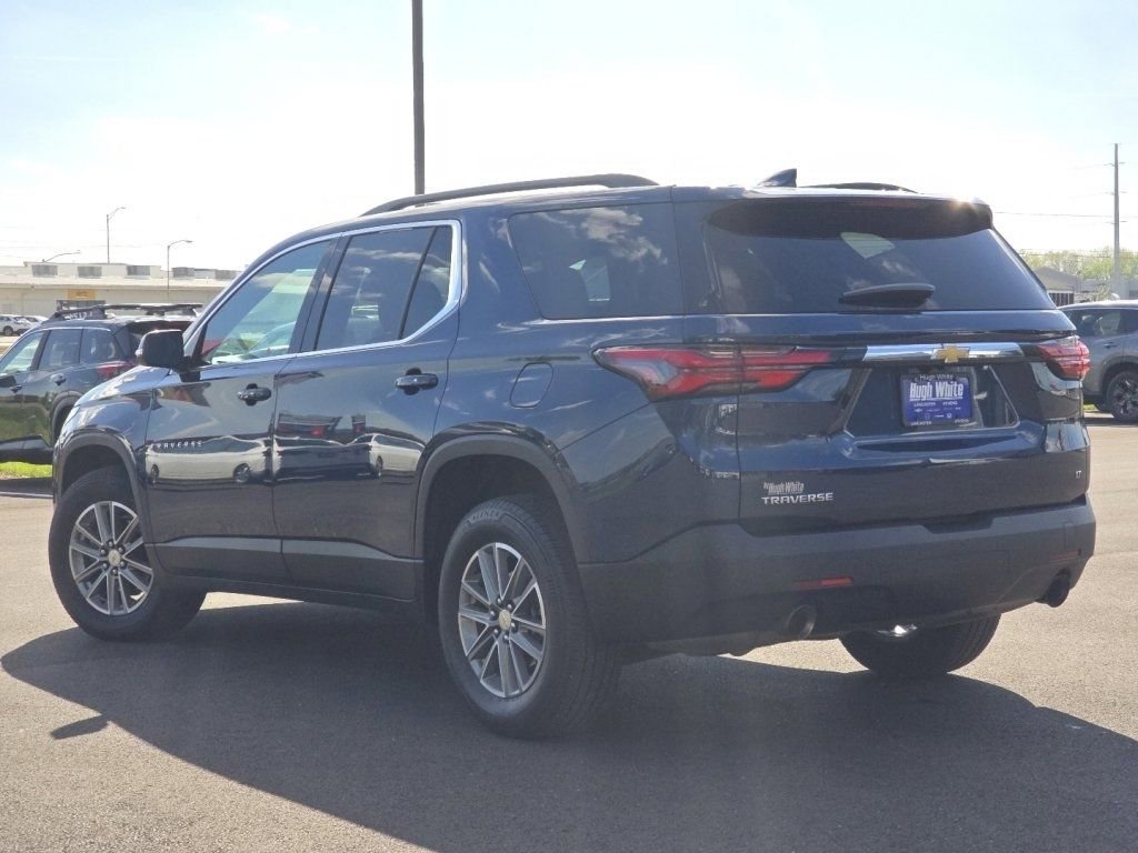 2023 Chevrolet Traverse LT