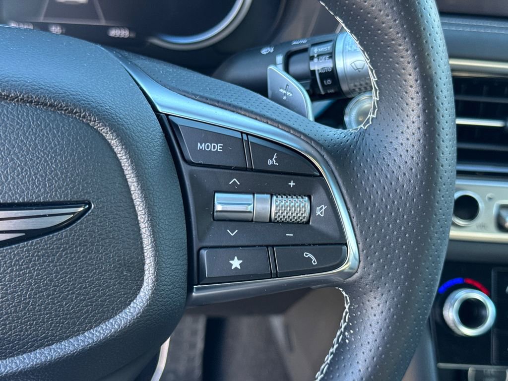 2025 Genesis G70 2.5T