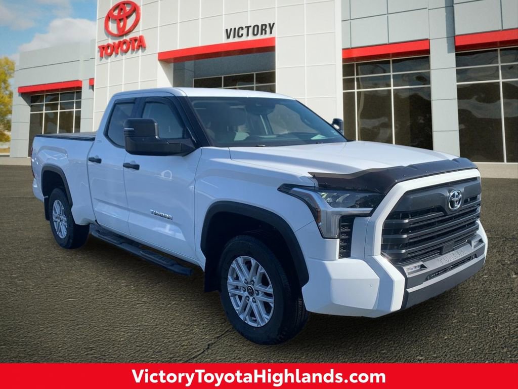 Used 2022 Toyota Tundra SR5 w/ SR5 Convenience Package