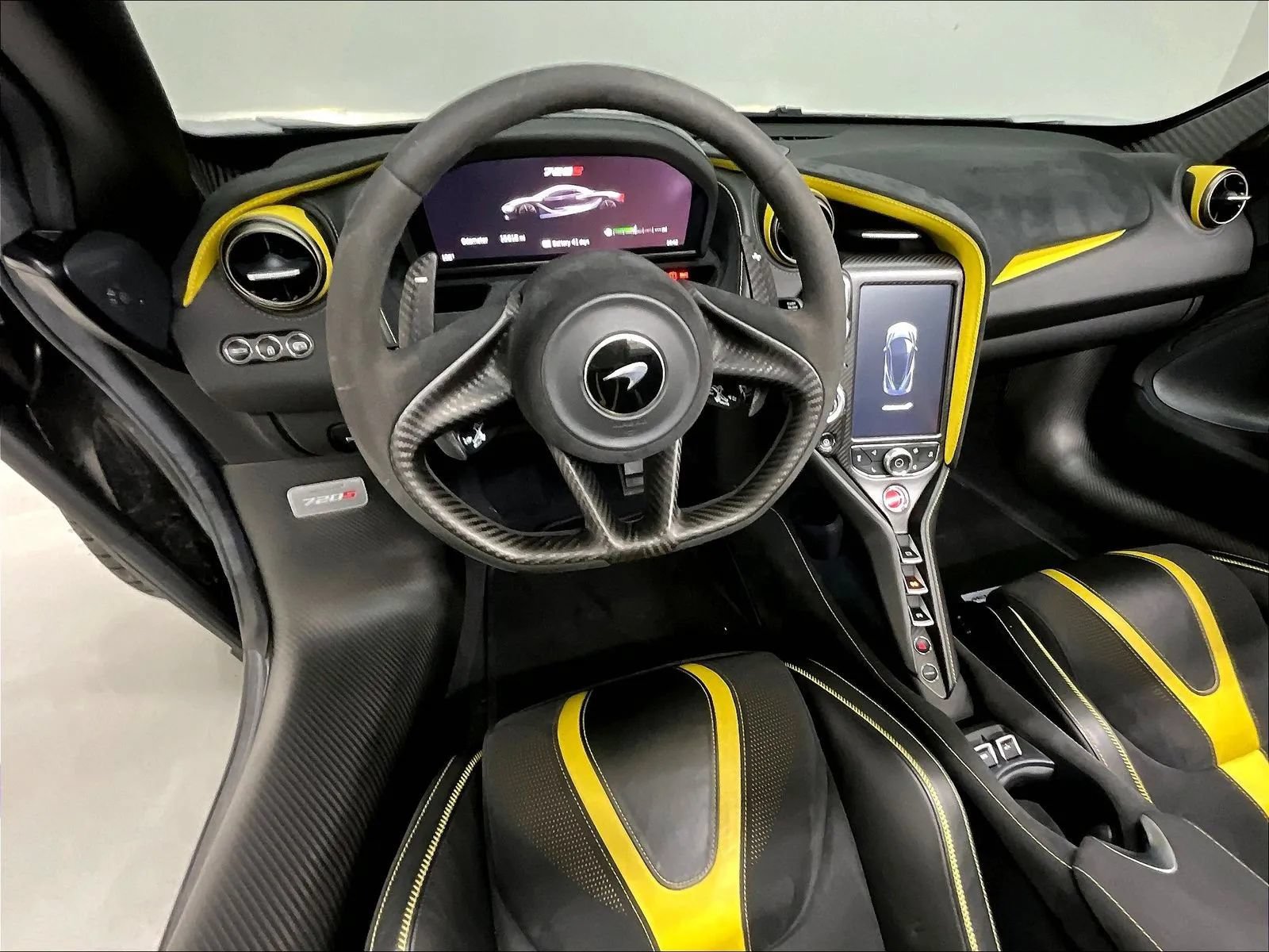 Used 2019 McLaren 720S Performance photo 12