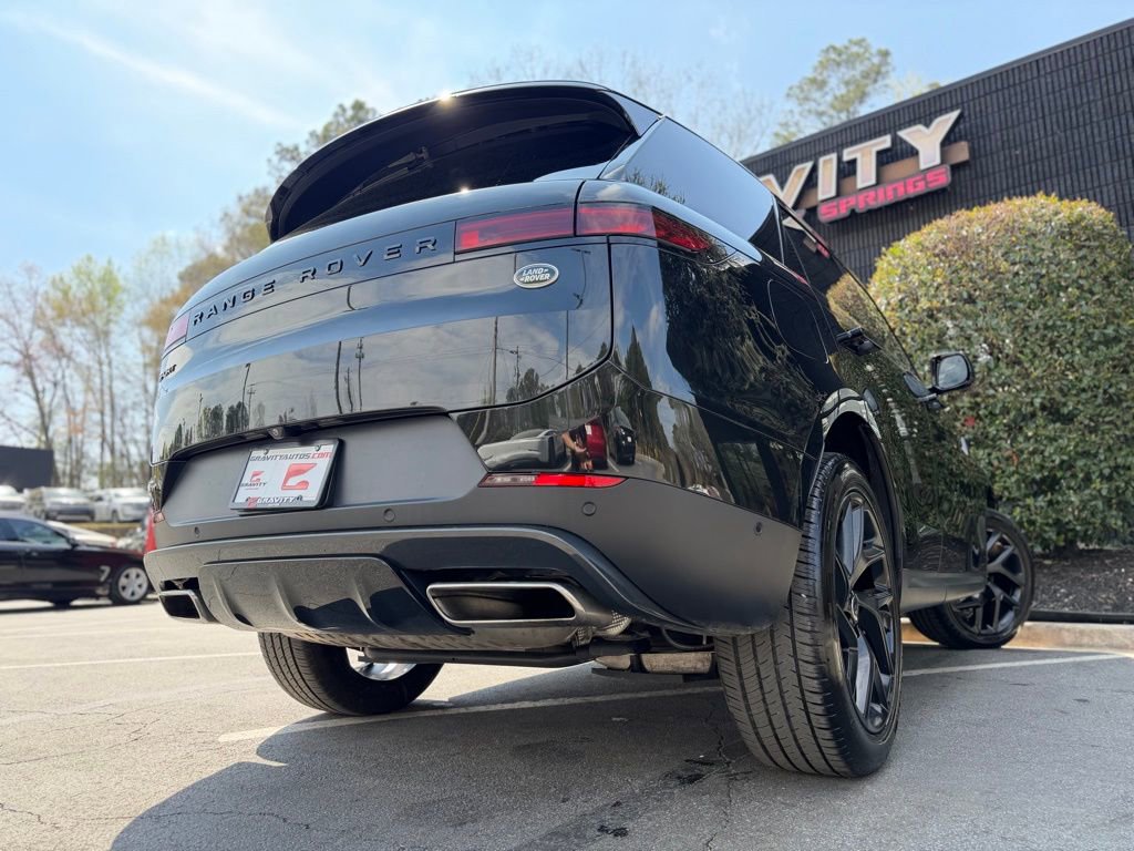 2023 Land Rover Range Rover Sport SE