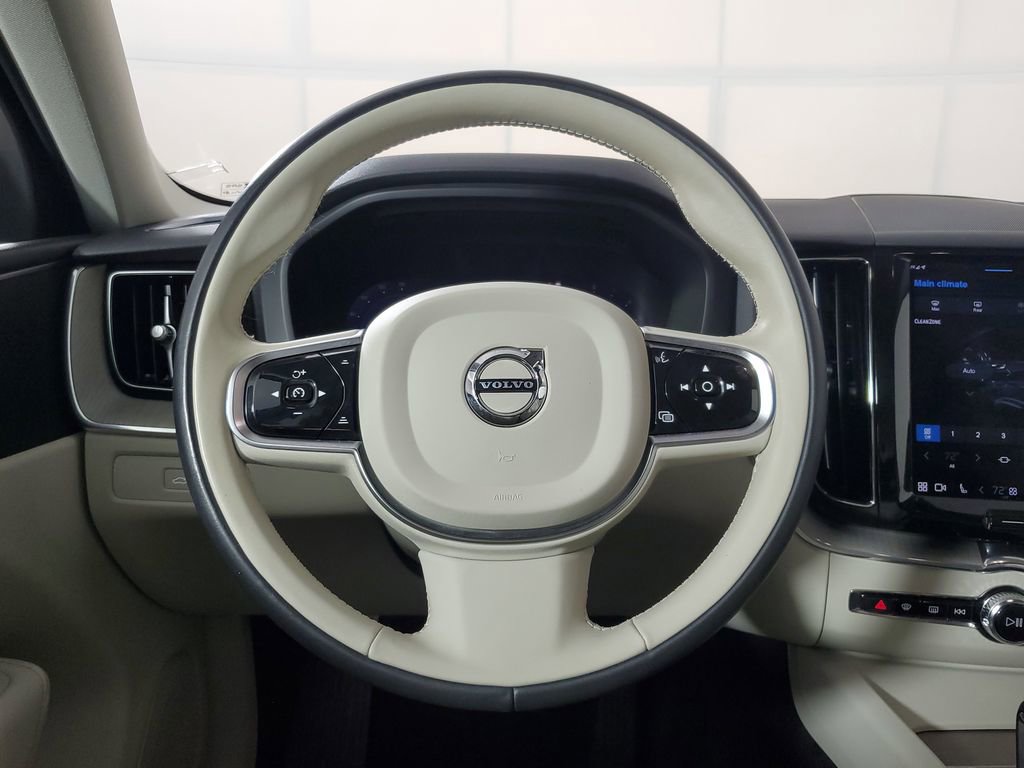 2023 Volvo Xc60 B5 Plus