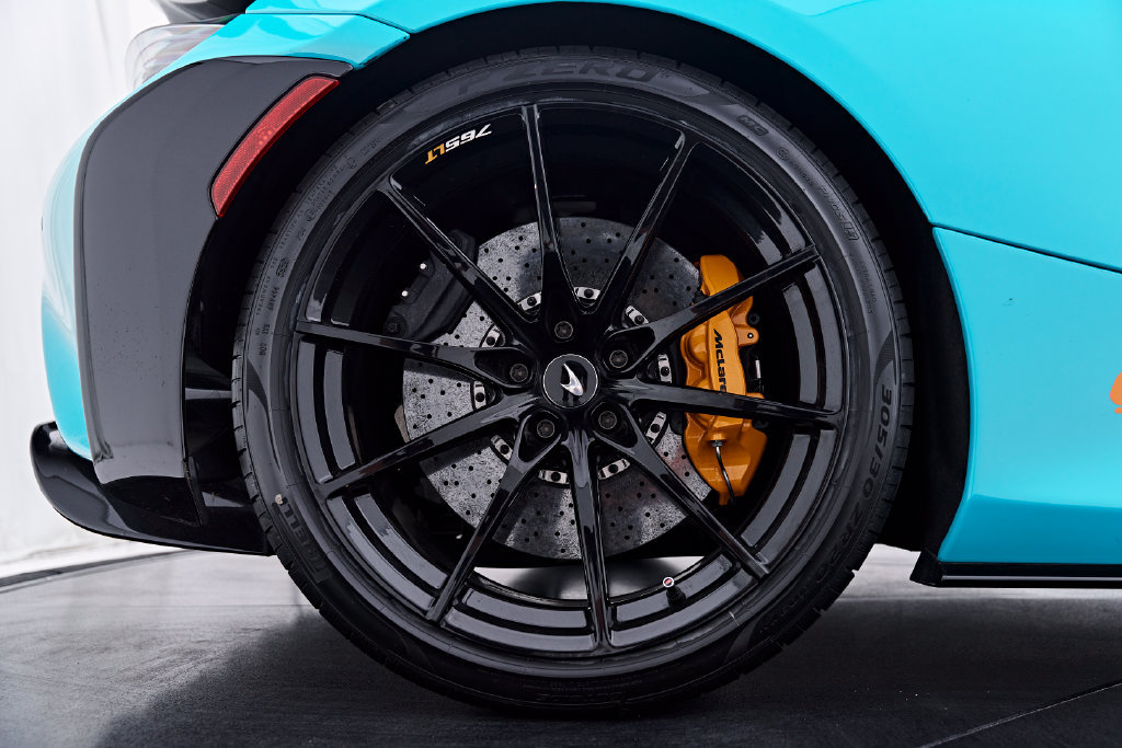 Used 2022 McLaren 765LT photo 58