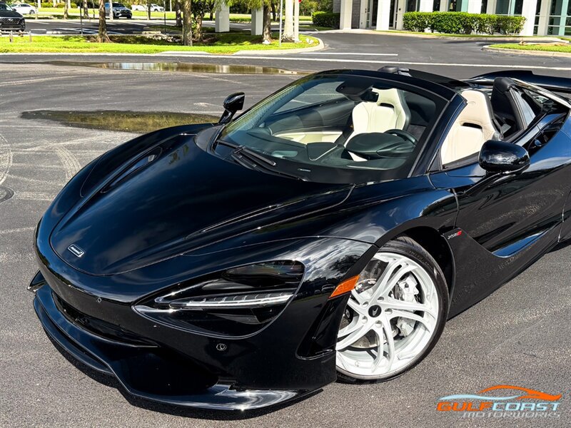 Used 2024 McLaren 750S Spider photo 11