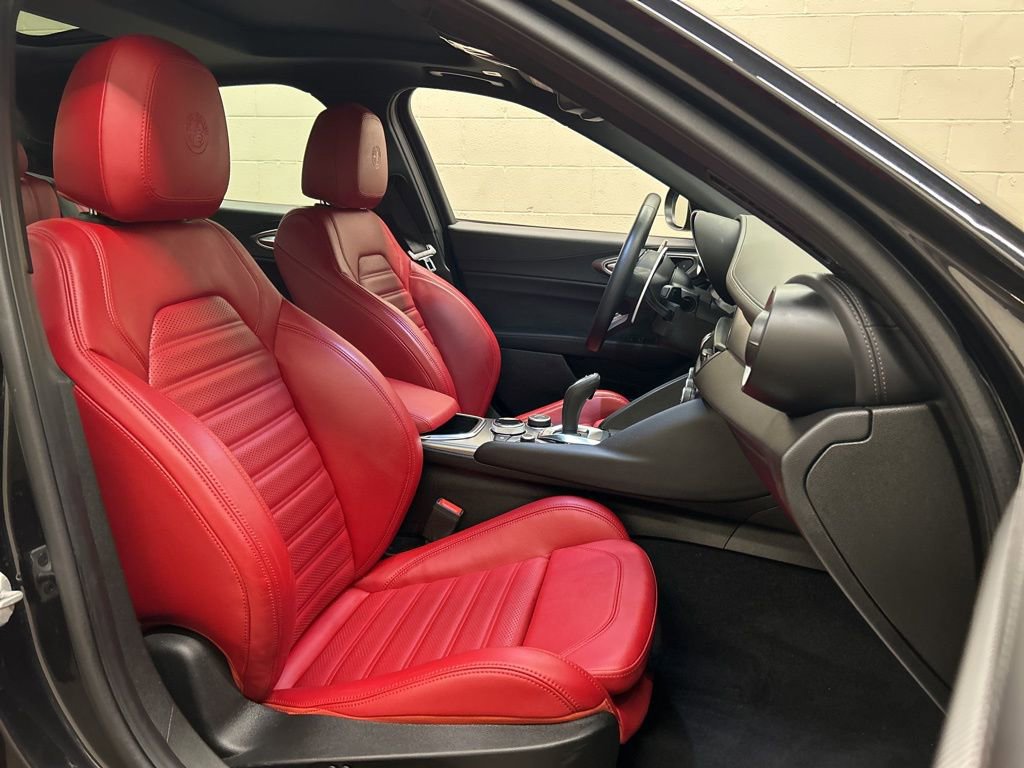 2024 Alfa Romeo Giulia Veloce