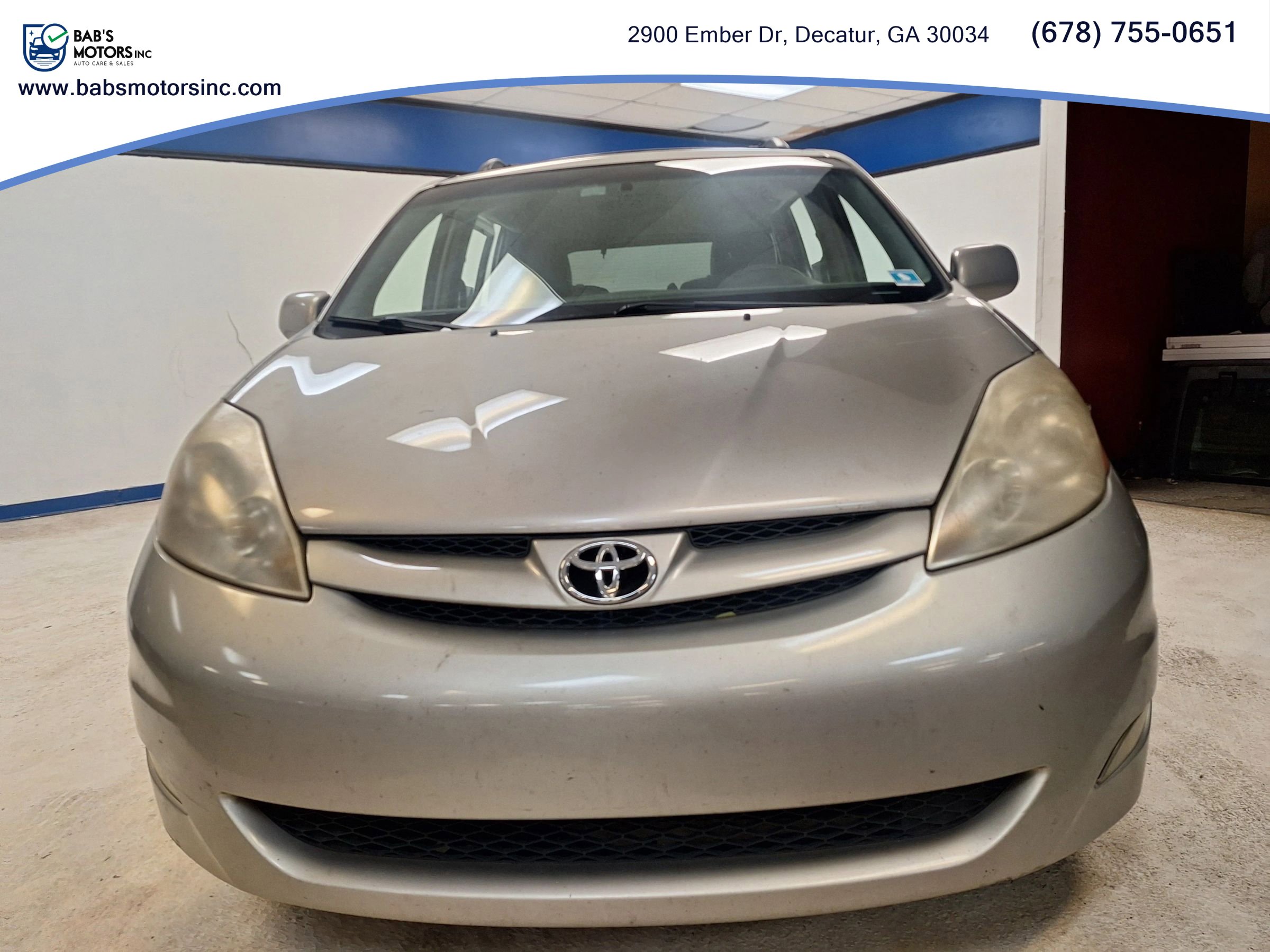 2009 Toyota Sienna XLE