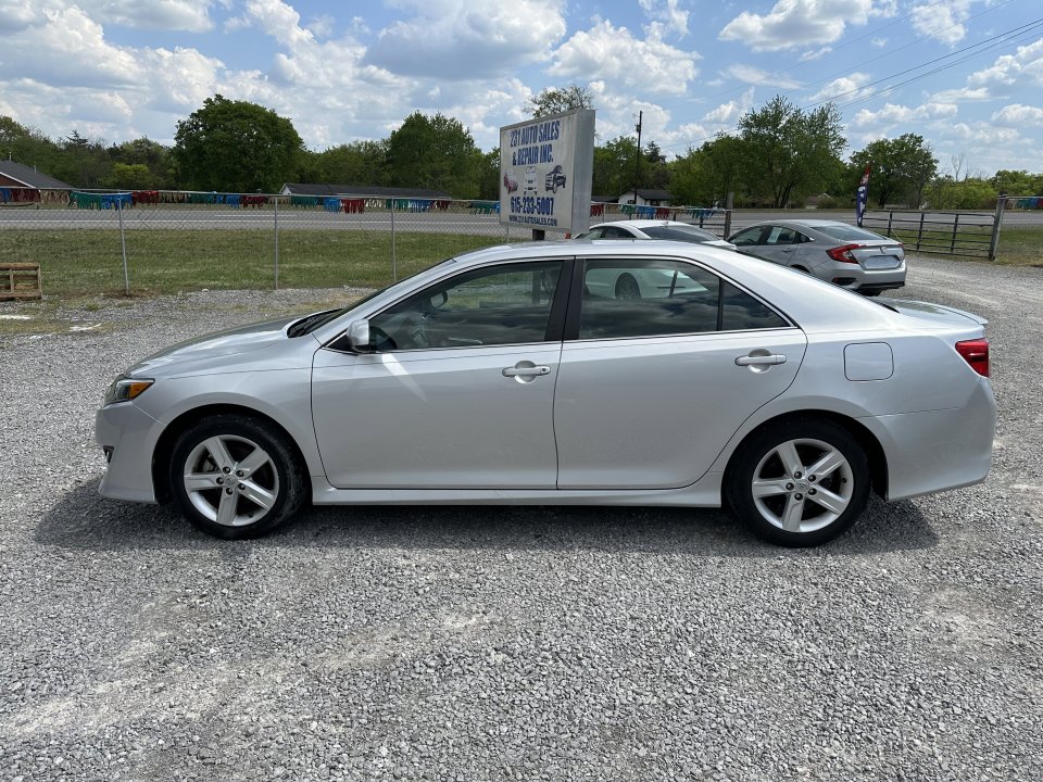 2014 Toyota Camry SE