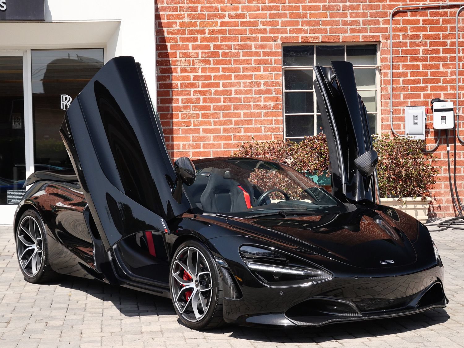 Used 2019 McLaren 720S Performance photo 22