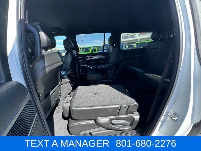 2026 Jeep Grand Wagoneer 4WD