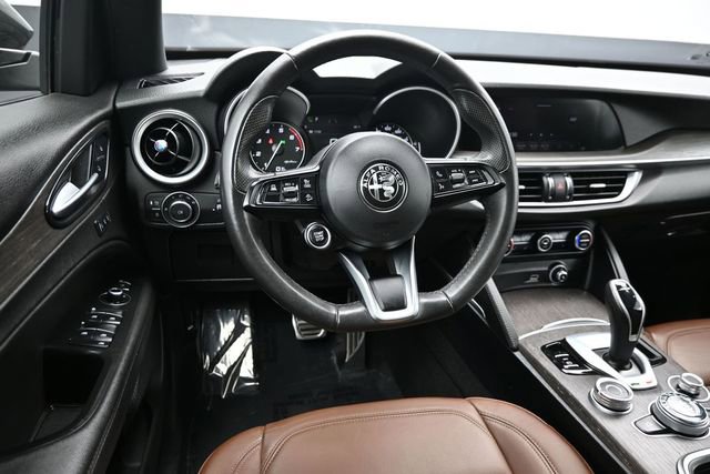 2023 Alfa Romeo Stelvio Ti