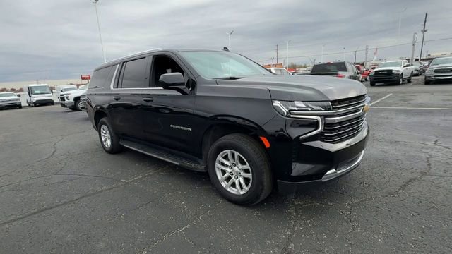 2023 Chevrolet Suburban LT