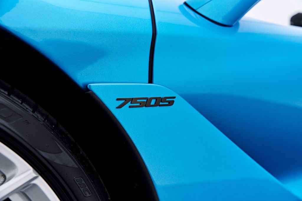 Used 2025 McLaren 750S Spider photo 37