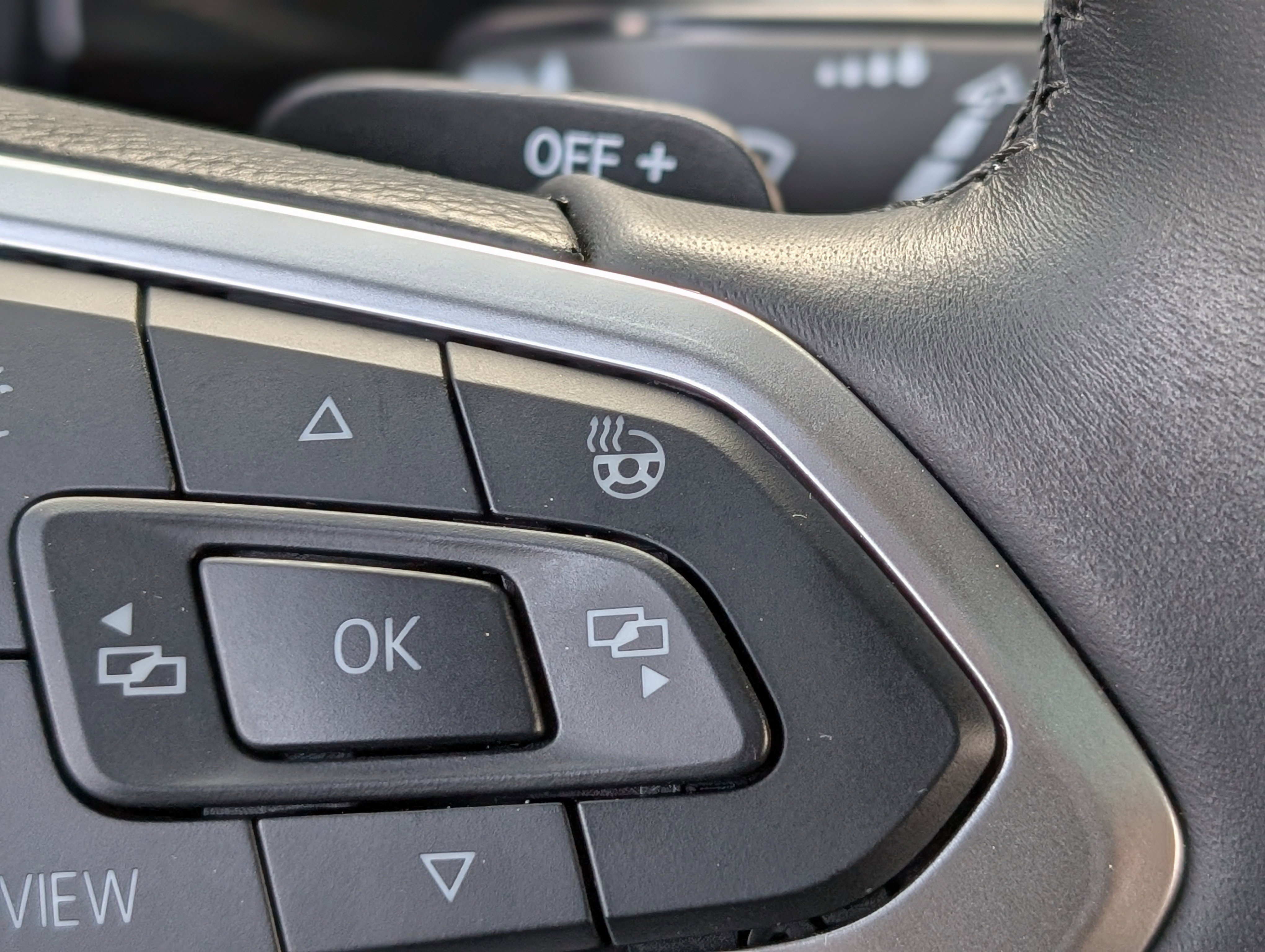 2024 Volkswagen Atlas Cross Sport SEL Premium R-Line