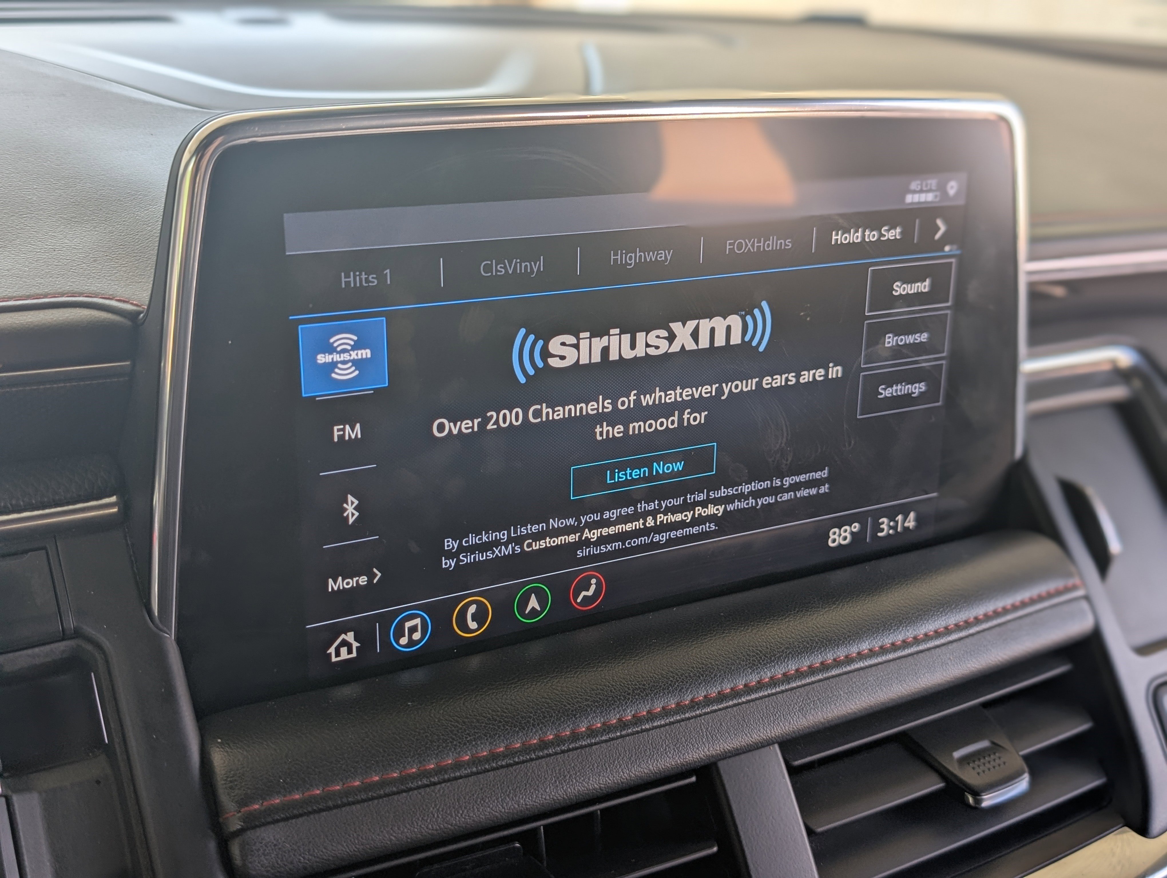 2021 Chevrolet Suburban RST