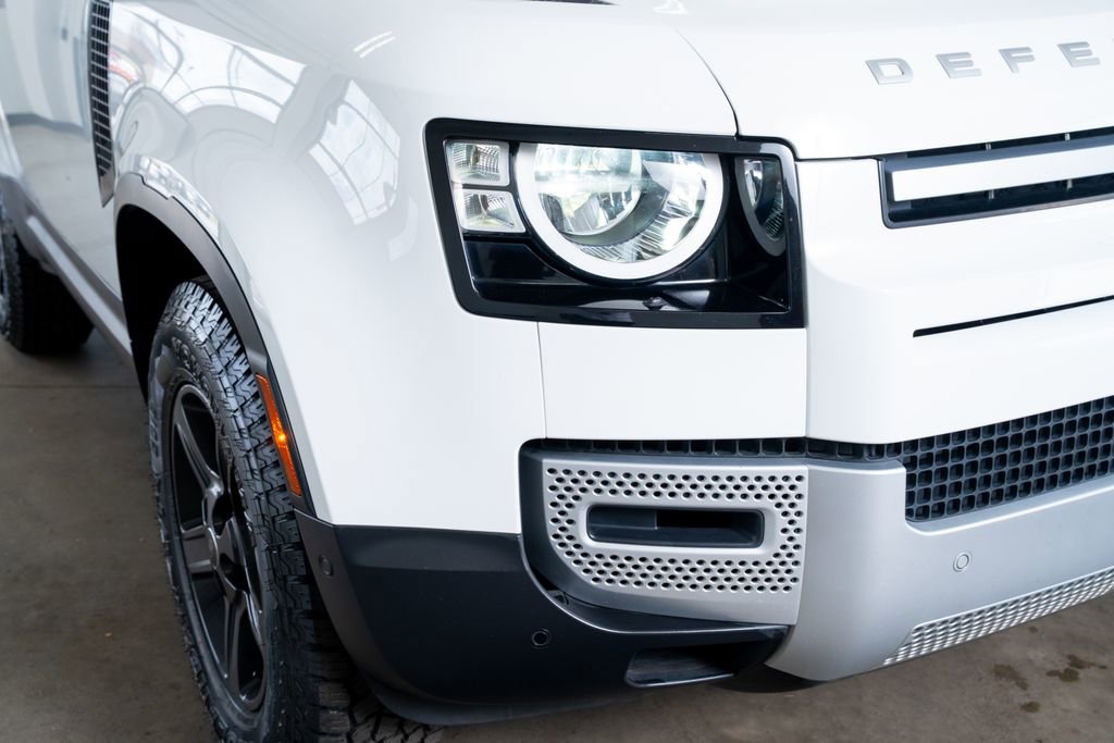 2022 Land Rover Defender 90 S