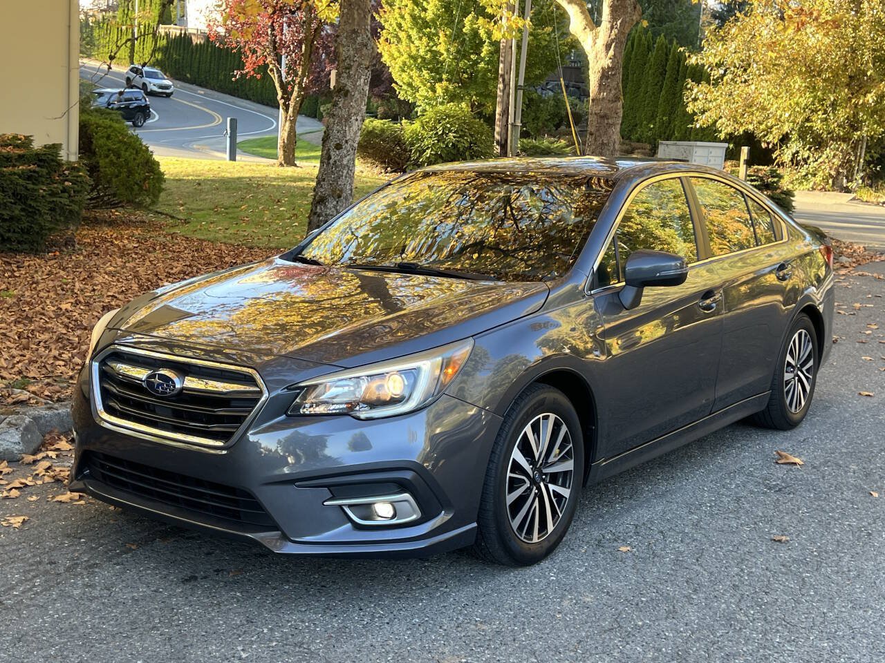 Subaru Used 2018 Subaru Legacy 2.5i Premium w/ Eyesight & BSD & Rcta & HBA