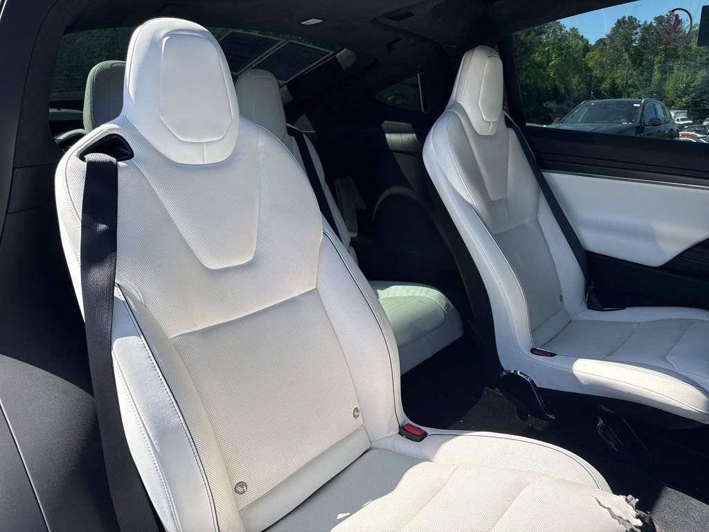 2022 Tesla Model X Plaid