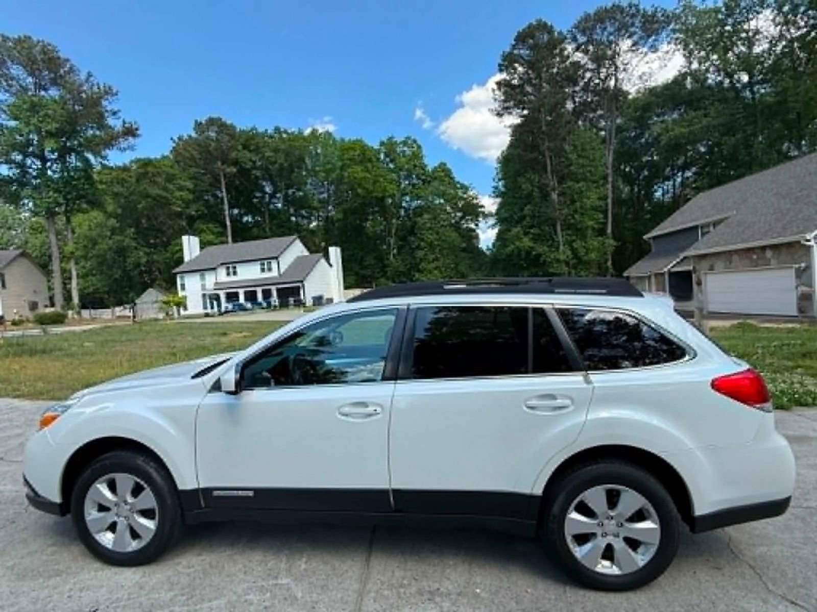 2012 Subaru Outback 2.5i Premium