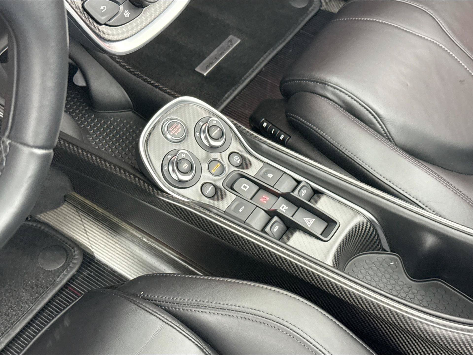 Used 2020 McLaren 600LT Spider photo 33