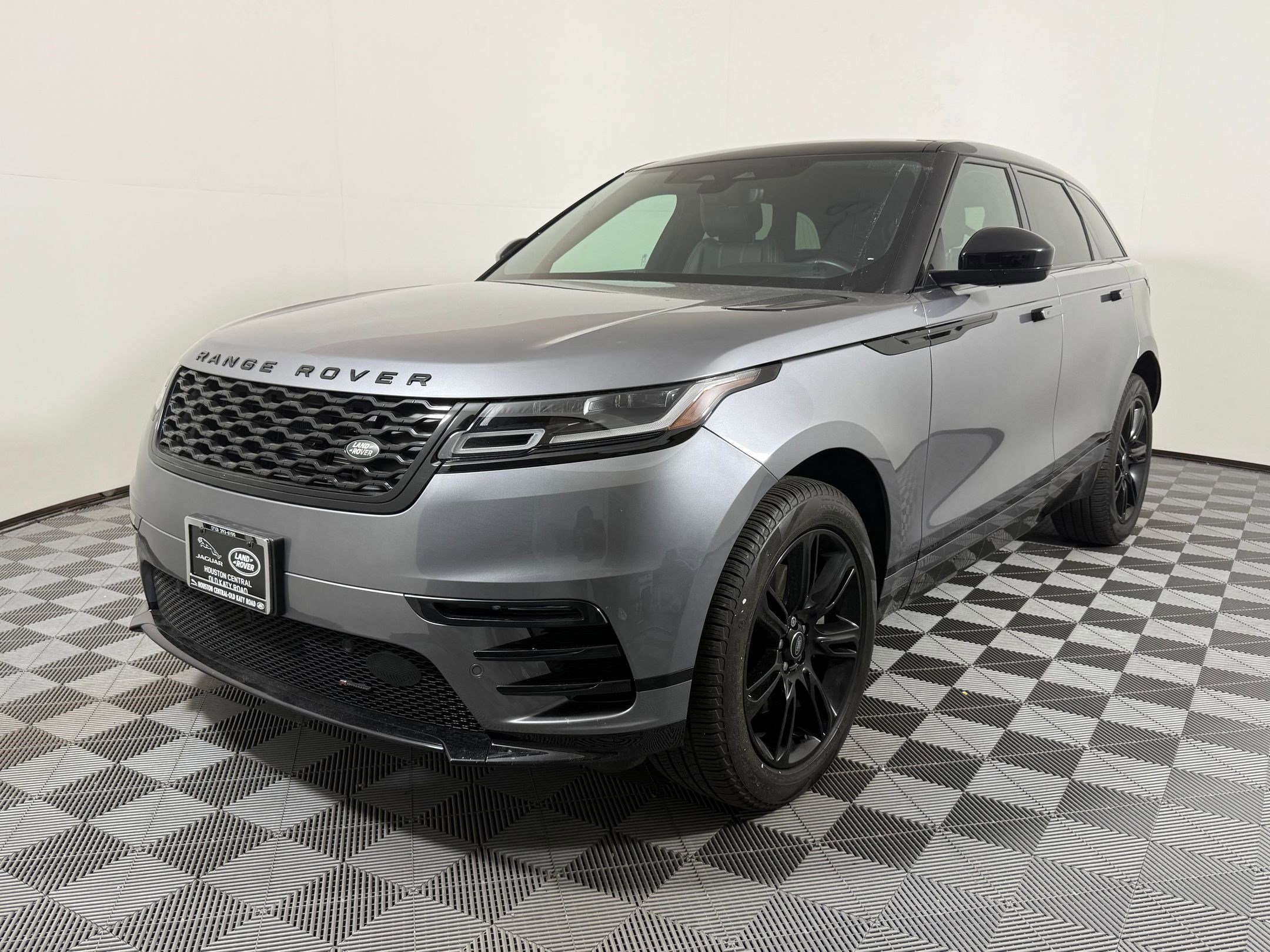 Used 2023 Land Rover Range Rover Velar R-Dynamic S