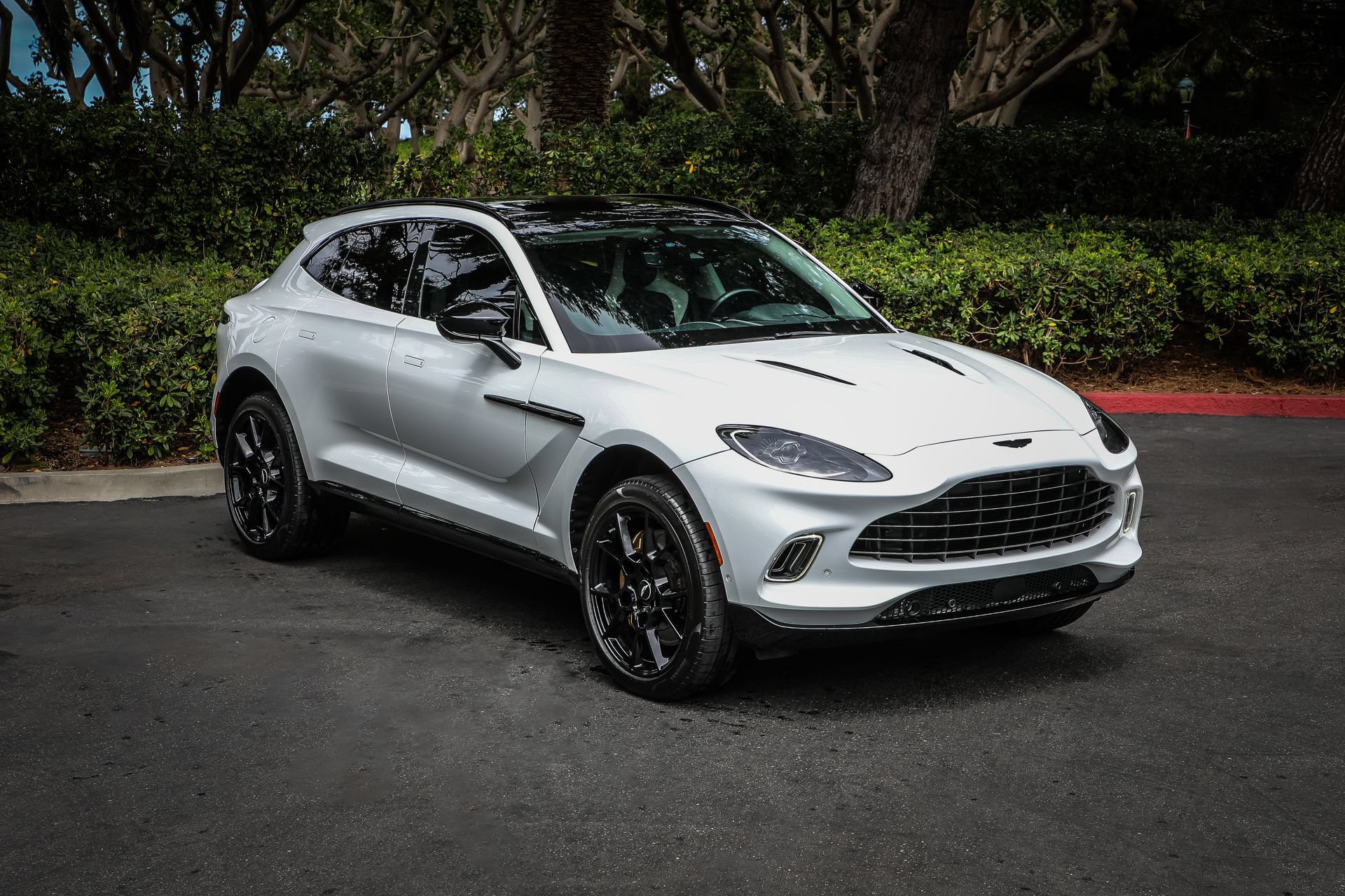 Used 2022 Aston Martin DBX