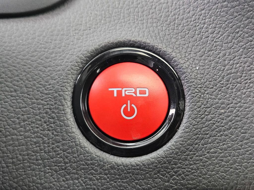 2025 Toyota Sequoia SR5