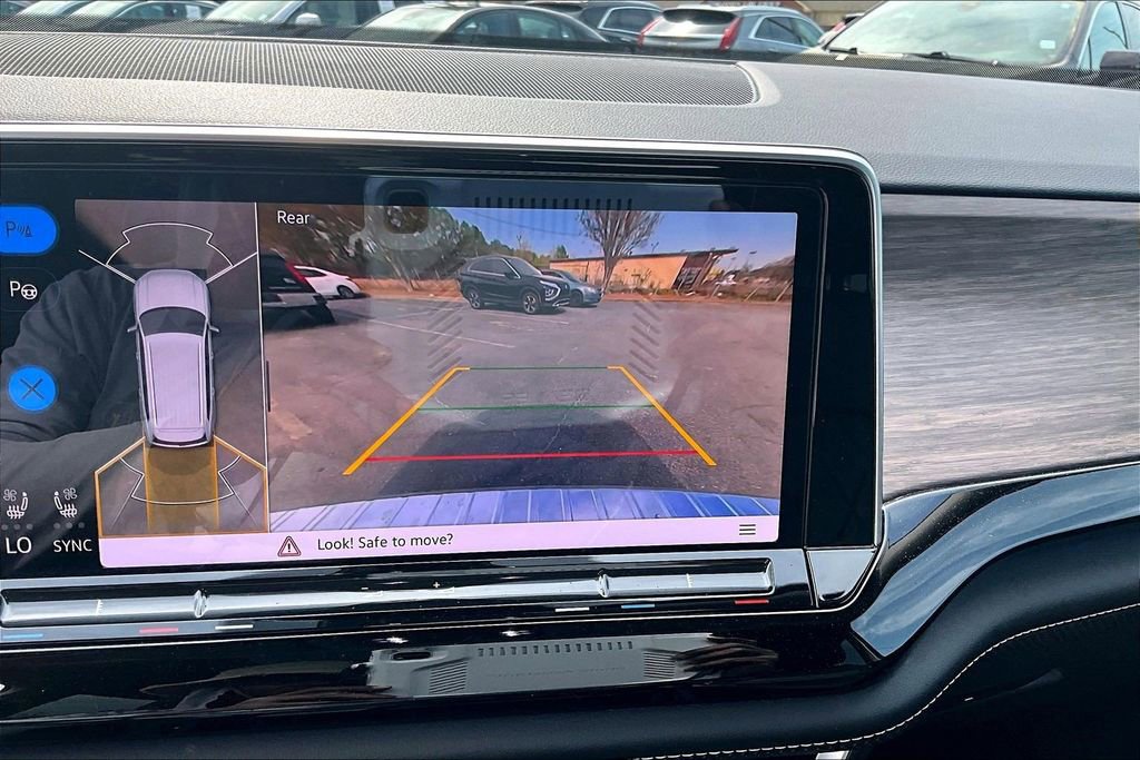 2024 Volkswagen Atlas SEL Premium R-Line